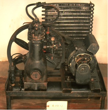 Commercial refrigeration machine