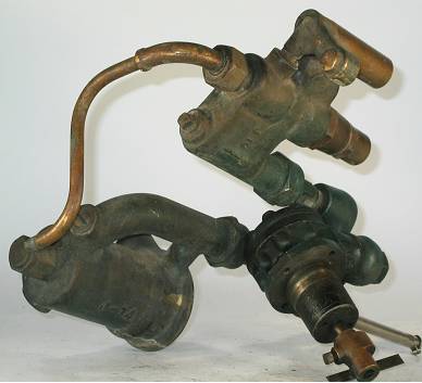 Compact fuel pump assembly