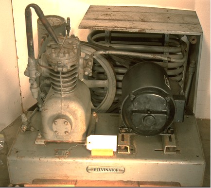 Low-pressure refrigeration machine