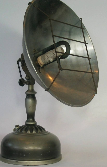 Vaporizing space heater